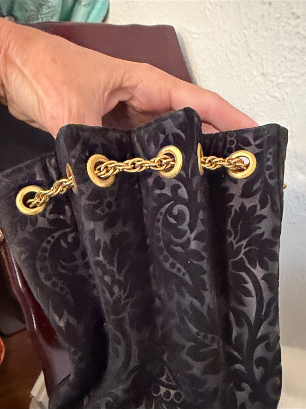 👛👛👛BOGOHO👛👛👛VTG Koret Black Floral-Embossed Chain Shoulder Bag - Picture 10 of 16